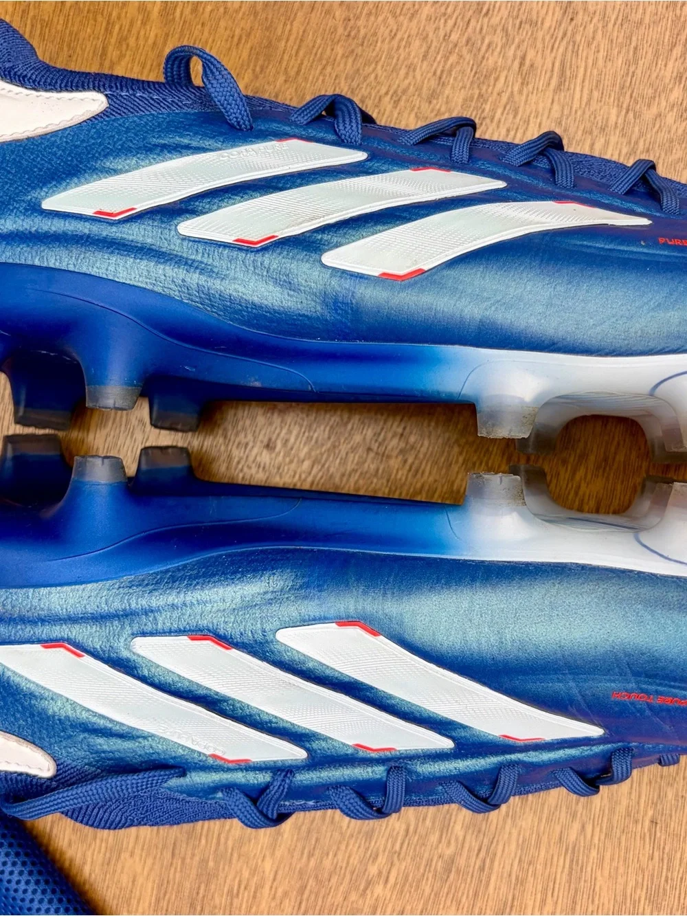 adidas Royal Blue Soccer Cleats with White Stripes 9M EUC